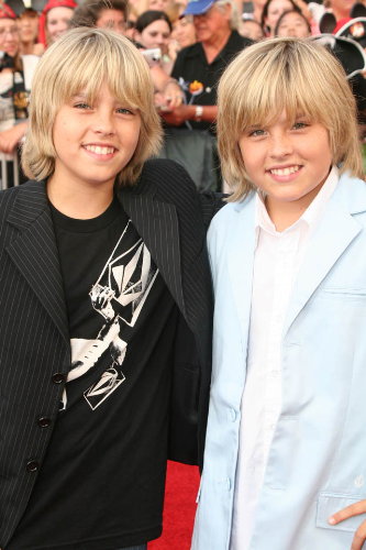 Série disney channel la vie de palace de zack et cody ( En dessous Cory In The House )